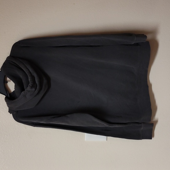 Like new Sweatshirt from Good Guys Size Medium for Men - Picture 2 of 3